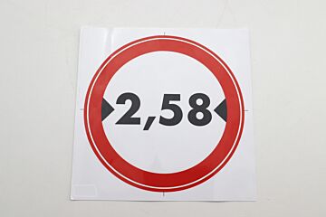 Skilt med bredde 2,58